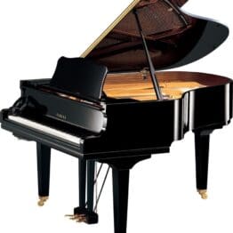 Yamaha GC2 SH2 - Schwarzer Silent-Flügel
