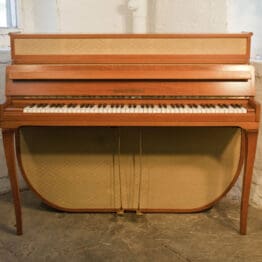 Aufrechtspiano Modell 110 von Grotrian Steinweg im Mid-Century-Modern-Stil