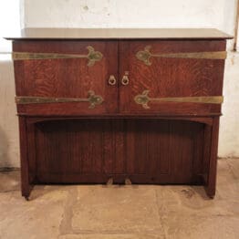 Breitwood Klavier im Aufrecht-Design