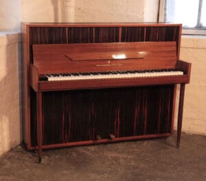 Upright Piano im Mid-Century-Modern-Stil von Monington und Weston