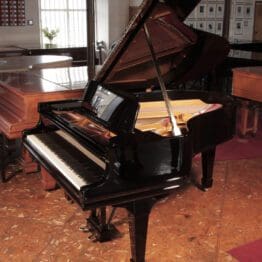 Wiederaufgebautes Steinway Modell O Flügel